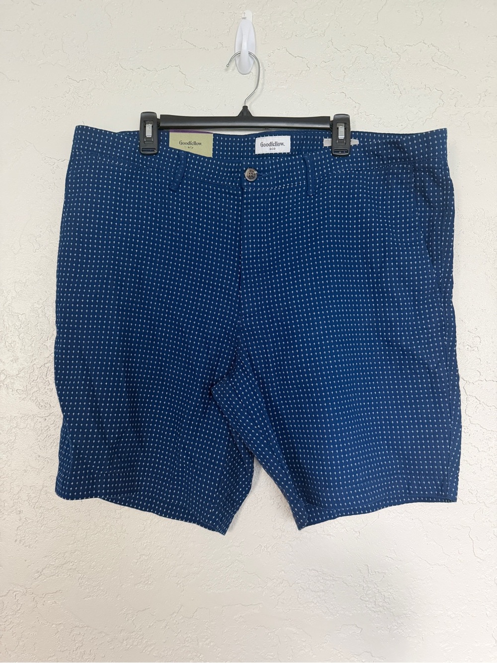 Goodfellow & Co Navy Blue Microdot Flat-Front Men's Shorts - 42
